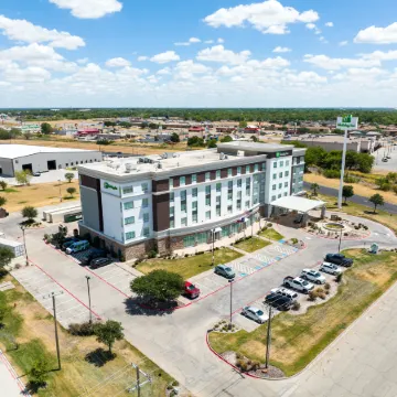 Holiday Inn & Suites WACO NORTHWEST by IHG