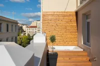 Praxitelous Luxury Suites Các khách sạn ở Athens