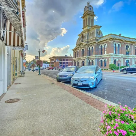 Quaint Apartment in Historic Georgetown!