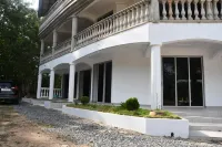 Raffin Royal Lodge