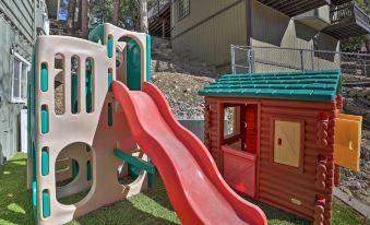 Delightful Family Cabin: Walk to Lake Gregory! - Housity