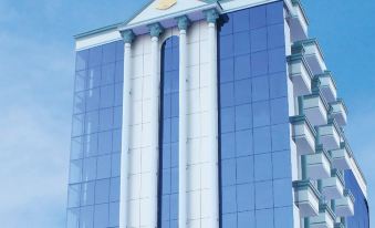 Hotel Sahana Castle - Housity