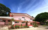 Havendwell Garden Resort Hotel di Mambajao