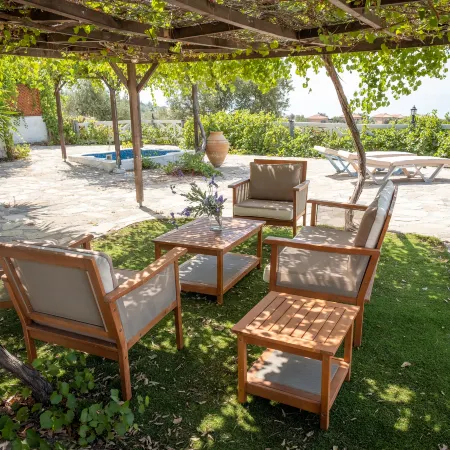 House with with a Spectacular Sea View