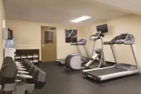 Country Inn & Suites by Radisson, Traverse City, MI - Gym