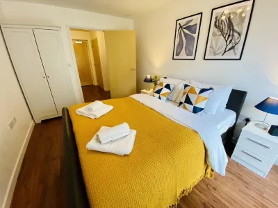 Cloud9Stayz at the Nankeville 01, 02 & 03 Hotels near RHS Garden Wisley