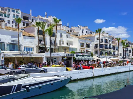 Puerto Banus First Line Отели в г. Коста-дель-Соль-Оксиденталь