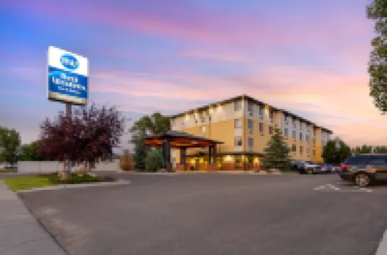 Best Western Golden Prairie Inn  Suites Hoteles en 