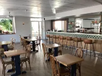 Le Grand Hôtel Ussel ''Nouvelle Gérance 2023'' - 2-Star
