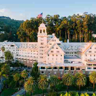 The Claremont Club & Spa, A Fairmont Hotel Hotel Exterior