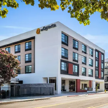 La Quinta Inn & Suites by Wyndham San Jose Airport-Downtown Hotels near Saint James Park