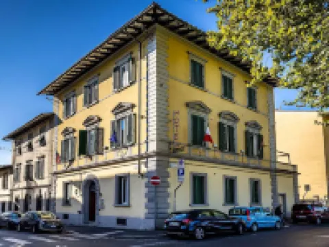 Hotel Ferrucci Hotels near Piazzale Michelangelo