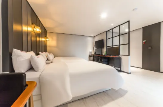 Wonju Kakao Motel Hotels near Wonju Central Market
