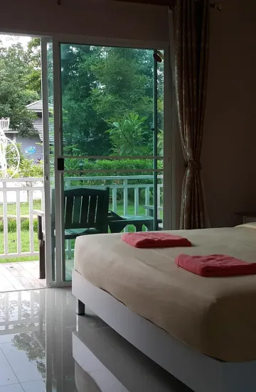 ห้องซูพีเรียร์ เตียงใหญ่ 1 เตียง