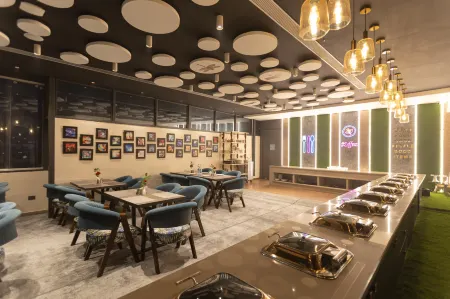 Country Inn Hall of Heritage, Amritsar Отели рядом с достопримечательностью «Guru Nanak Dev University»