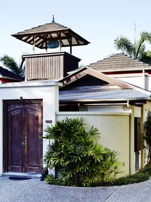 The Villas of Byron