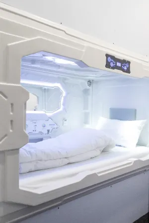 NapTapGo: Japanese Private Pod Hotel, E-City Metro