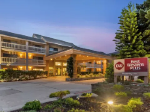 Best Western Plus Monterey Inn Hotels near Coast Guard Pier