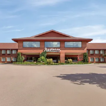 Radisson Hotel Colorado Springs Airport Отели рядом с Аэропорт Петерсон-Филд