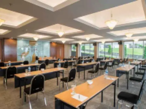 Surya Hotel & Cottages Prigen Hotels in Prigen