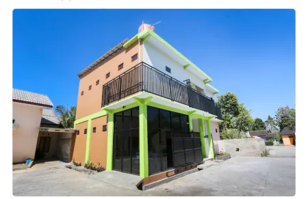 Zidney Guesthouse Syariah Отели в г. Sidomukti