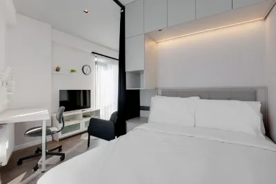 카디코이의 메트로버스와 해안 근처 중앙 플랫 카디코이 호텔