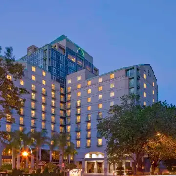 Hyatt Regency Sacramento Отели рядом с достопримечательностью «Капитол Парк»