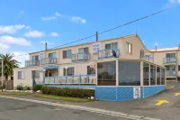 AMOS HOUSE MOTEL Hotels in Dolphin Sands