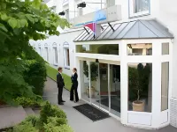Avantgarde Hotel GmbH Hotels in der Nähe von Lotto Toto Schreibwaren und Geschenkartikel Wieschermann
