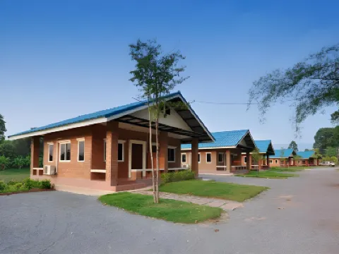 I Din Lake View Resort Nakhon Nayok Hotels near Wat Tham Sarika