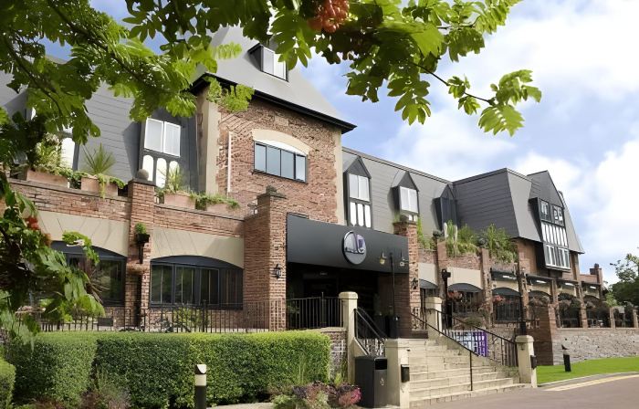 Village Hotel Manchester Cheadle