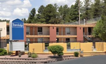 Kings House Motor Hotel