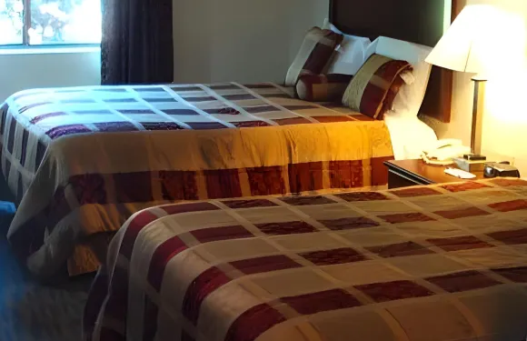 黑澤爾赫斯特西方套房汽車旅館