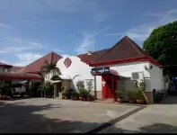 Arizona Beach Resort, Subic Bay, Philippines 2200 Hotel dekat Church of the Risen Christ