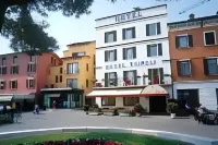 Hotel Tripoli Hotels in Desenzano del Garda