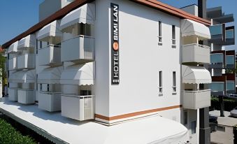 Hotel Simi Lan