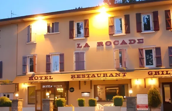 德拉維恩岸上酒店