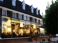 The Alexander Pope Hotel Các khách sạn ở Twickenham