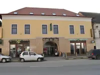 Hotel Leul de Aur Hotel in zona Cittadella di Alba Carolina