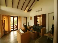 Lake Lodge Boutique Hotel Kandalama Hotels in Кандалама