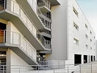 City Résidence Bordeaux Centre Hotels near Hangar Darwin Skatepark