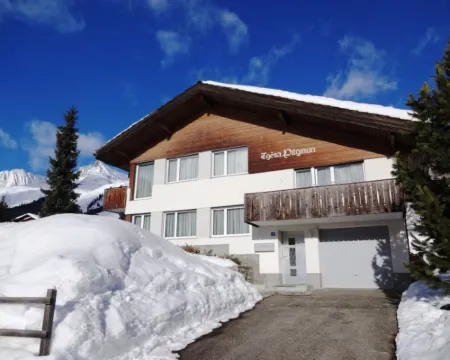 Tgèsa Pitgmun Aufdenblatten Hotels in Tujetsch