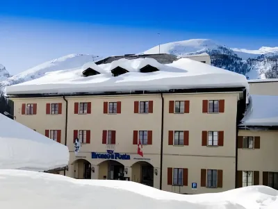 Hotel Brocco & Posta Hotels in Mesocco