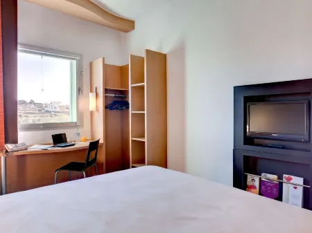 Ibis Tanger City Center