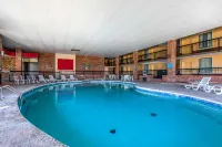 Quality Inn Duncan Hwy 81 - Pools