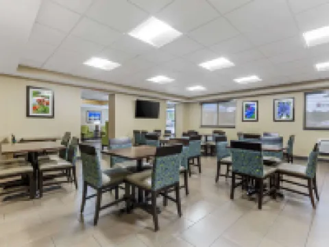 Comfort Inn Herndon-Reston Hotels in Herndon