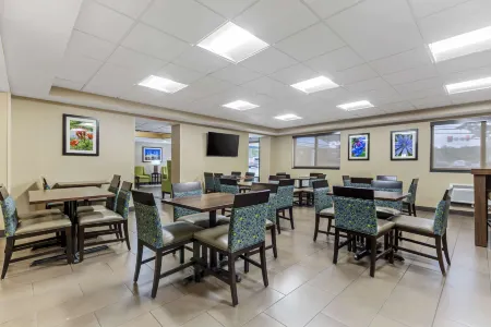 Comfort Inn Herndon-Reston
