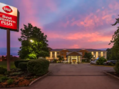 Best Western Plus Georgetown Corporate Center Hotel Hoteles en Georgetown