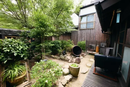 Chikugo Yoshii Machiya Inn Ikunami << 100-Year-Old>> Отели рядом со станцией JR Chikugo Yoshii station