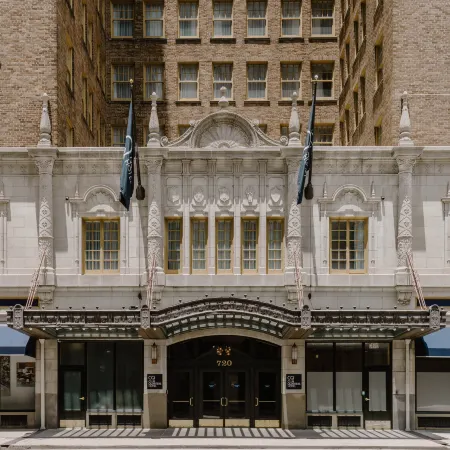 Club Quarters Hotel in Houston Отели рядом с достопримечательностью «Менил Коллекшен»